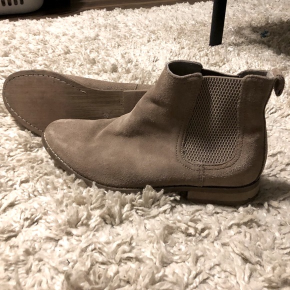 Steve Madden Boots - Picture 1 of 1